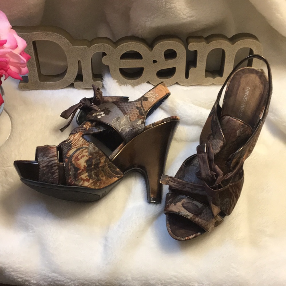 Nine West Marliar Black mult plate forms